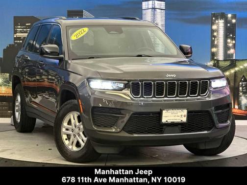2022 Jeep Grand Cherokee Laredo