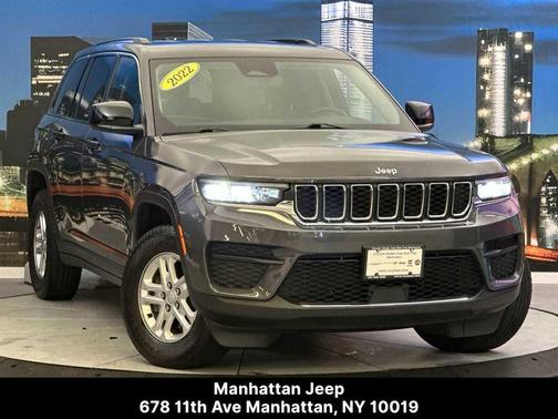 2022 Jeep Grand Cherokee Laredo