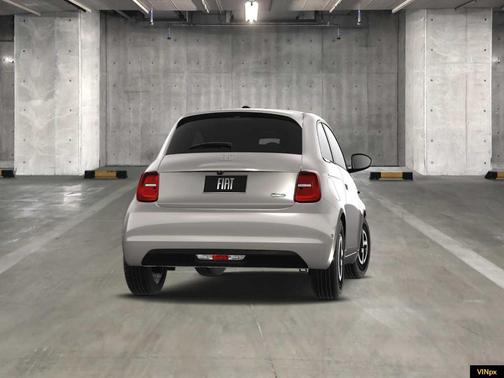 2025 FIAT 500e Base