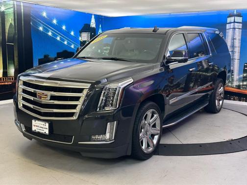 2019 Cadillac Escalade ESV Luxury