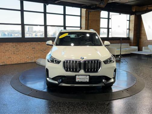 2025 BMW X1 xDrive28i
