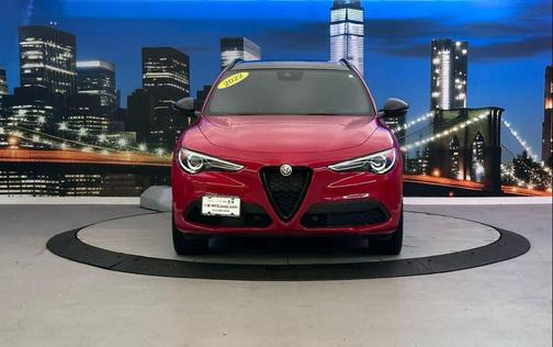 2022 Alfa Romeo Stelvio Veloce