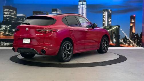 2022 Alfa Romeo Stelvio Veloce