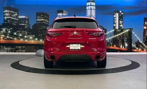 2022 Alfa Romeo Stelvio Veloce