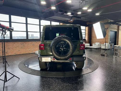 2021 Jeep Wrangler Unlimited Sahara Altitude