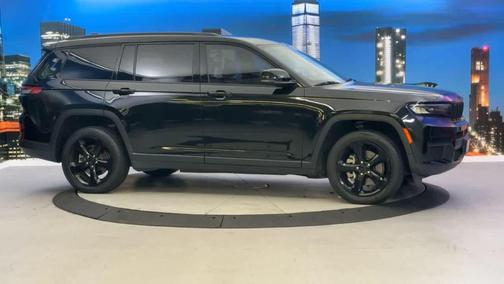 2021 Jeep Grand Cherokee L Laredo