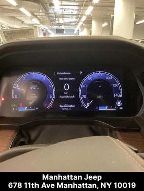 2022 Jeep Grand Cherokee Summit