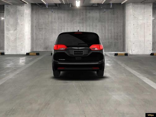 2026 Chrysler Voyager LX