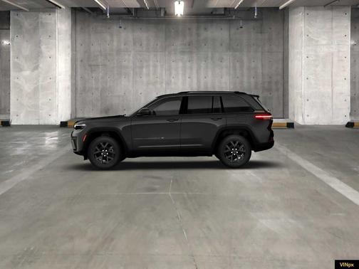 2026 Jeep Grand Cherokee Laredo