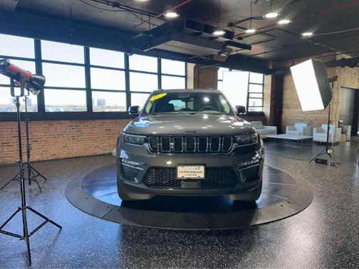 2023 Jeep Grand Cherokee 4xe Base