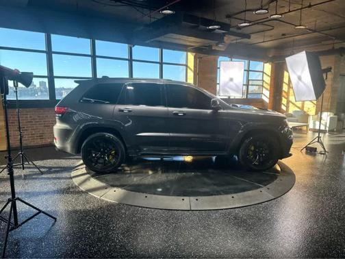 2021 Jeep Grand Cherokee Trackhawk