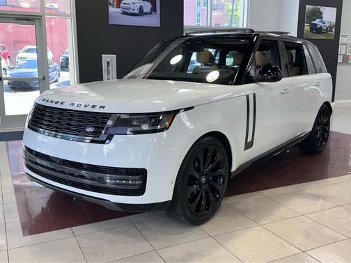 2023 Land Rover Range Rover P400 SE