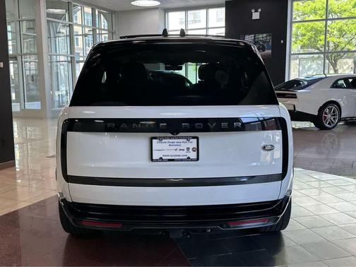 2023 Land Rover Range Rover P400 SE