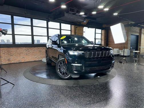 2023 Jeep Grand Cherokee L Summit