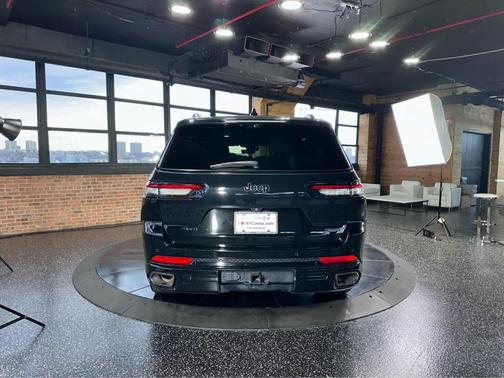 2023 Jeep Grand Cherokee L Summit