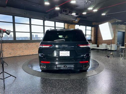 2023 Jeep Grand Cherokee L Summit