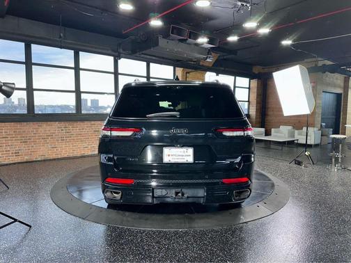 2023 Jeep Grand Cherokee L Summit