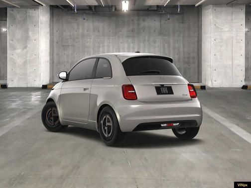 2025 FIAT 500e Base