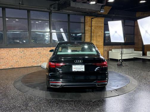 2024 Audi A4 45 S line quattro Premium