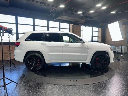 2020 Jeep Grand Cherokee SRT