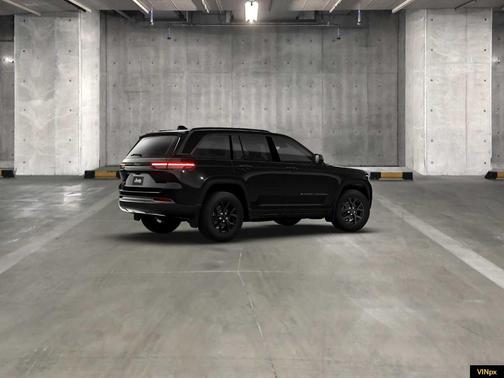 2026 Jeep Grand Cherokee Laredo