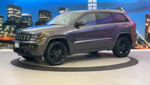 2020 Jeep Grand Cherokee Altitude