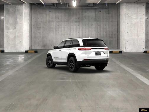 2026 Jeep Grand Cherokee Laredo