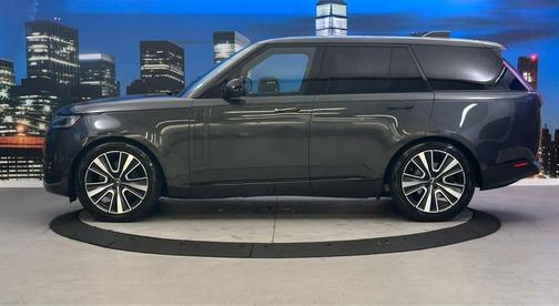 2025 Land Rover Range Rover P400 SE