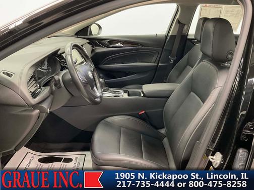 2019 Buick Regal TourX AWD Essence