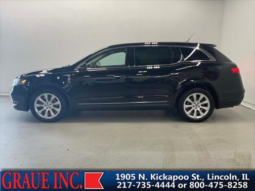 2017 Lincoln MKT Elite