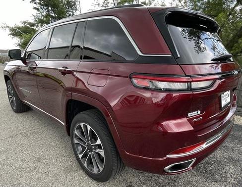 2022 Jeep Grand Cherokee Overland