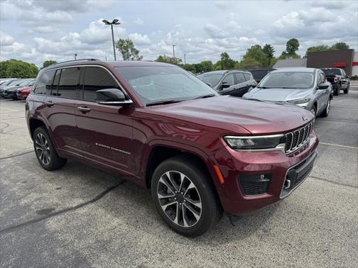 2022 Jeep Grand Cherokee Overland