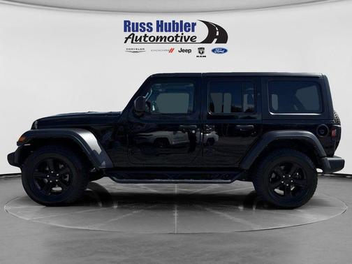 Black Clearcoat 2021 Jeep Wrangler Unlimited Sport Altitude