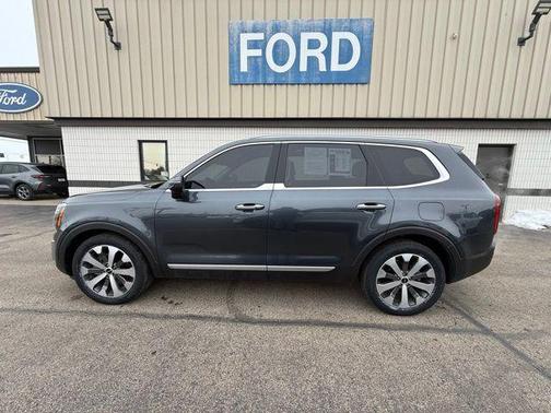 2022 Kia Telluride S