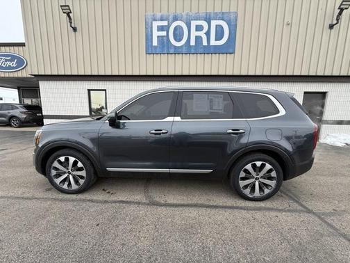2022 Kia Telluride S