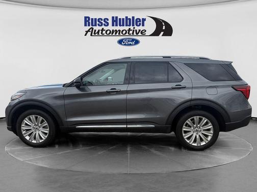 Gray Metallic 2025 Ford Explorer Platinum