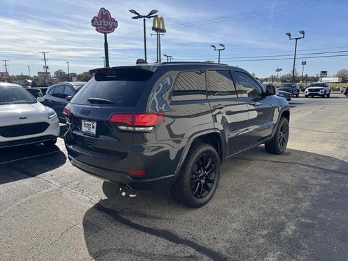 2018 Jeep Grand Cherokee Altitude
