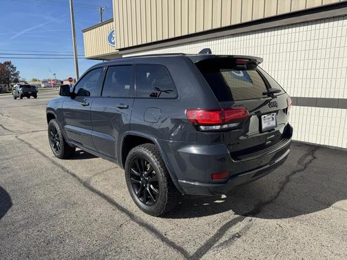 2018 Jeep Grand Cherokee Altitude