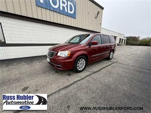 2013 Chrysler Town & Country Touring