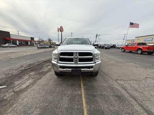 2018 RAM 2500 Tradesman Crew Cab 4x4 6'4' Box