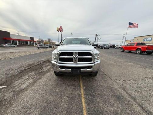 2018 RAM 2500 Tradesman Crew Cab 4x4 6'4' Box