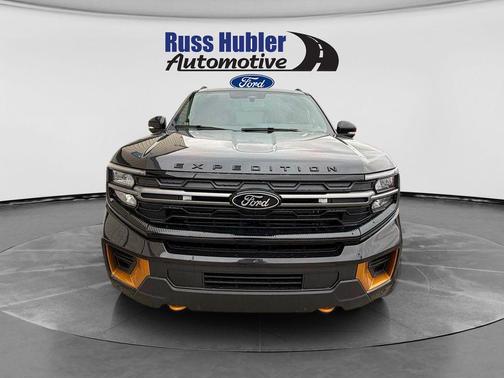 Dark Matter Gray Metallic 2026 Ford Expedition Tremor