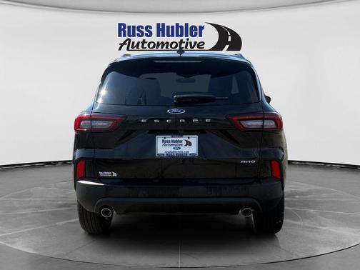 agate black metallic 2026 Ford Escape ST-Line