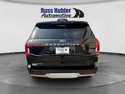 Agate Black Metallic 2026 Ford Expedition Platinum