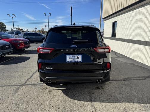 2024 Ford Escape ST-Line Select