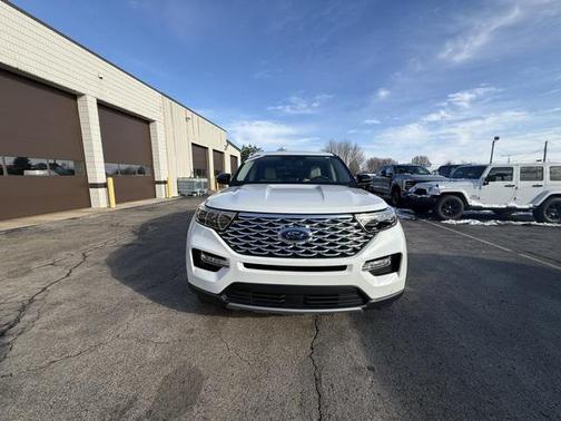 2023 Ford Explorer Platinum
