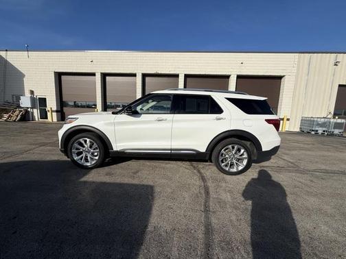 2023 Ford Explorer Platinum