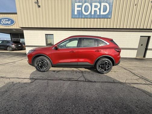 2026 Ford Escape Platinum