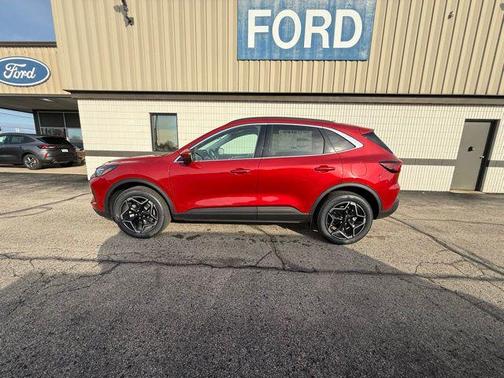 2026 Ford Escape Platinum