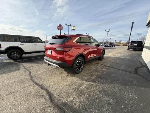 2026 Ford Escape Platinum